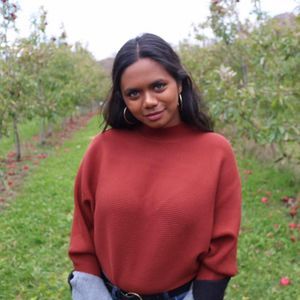 Meet your Posher, Heera